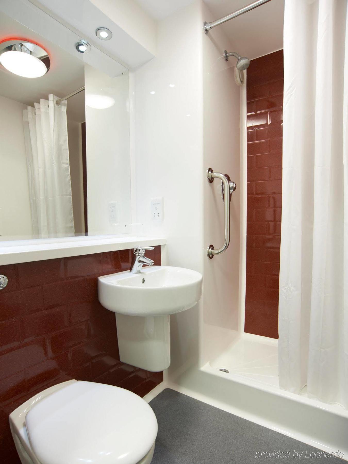 Travelodge London Greenwich エクステリア 写真